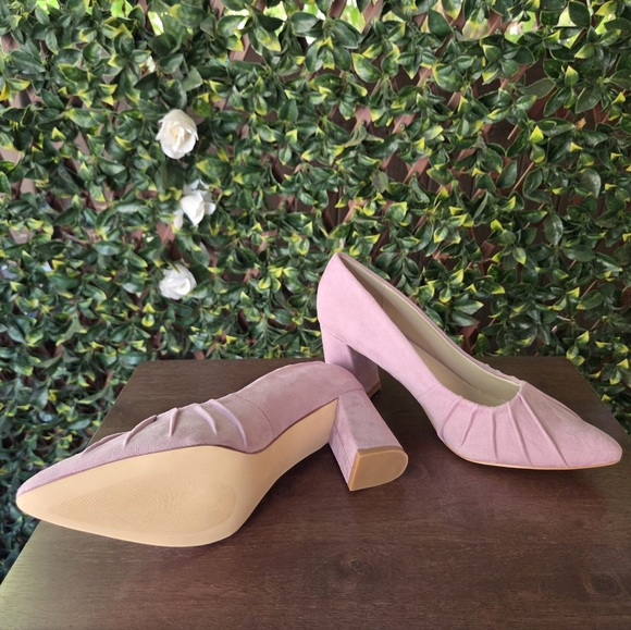 Bellini Vinnie Pleated Block Heel Pump  Lavender Purple Women Size 11 EUC *Flaw* - Picture 8 of 14